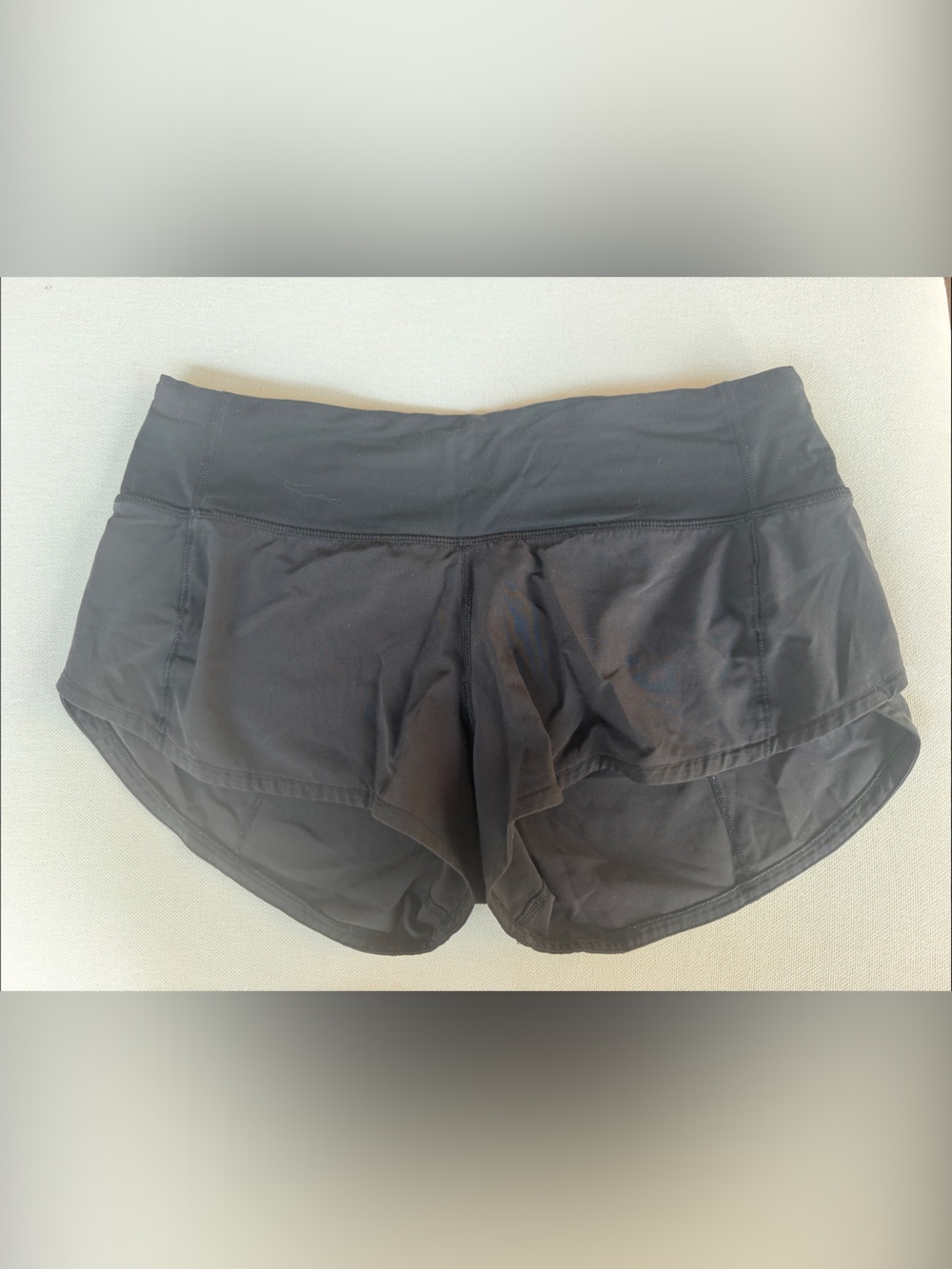 lululemon athletica Black Speed Ups 2.5 size 2